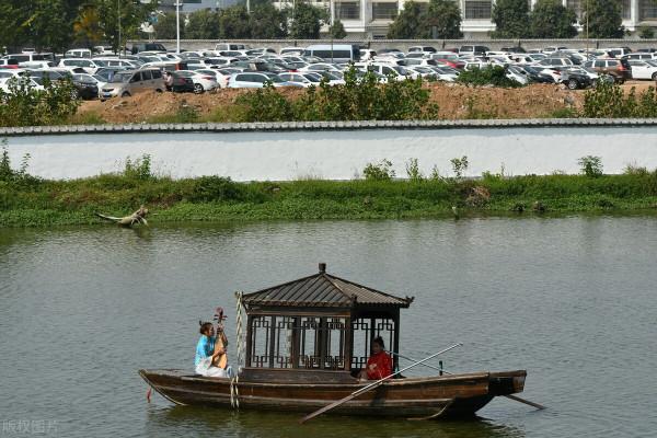 窯灣古鎮,穿越時光的信使,一條街巷一個郵筒記錄100年前的繁盛 窯灣古鎮,穿越時光的信使,一條街巷一個郵筒記錄100年前的繁盛