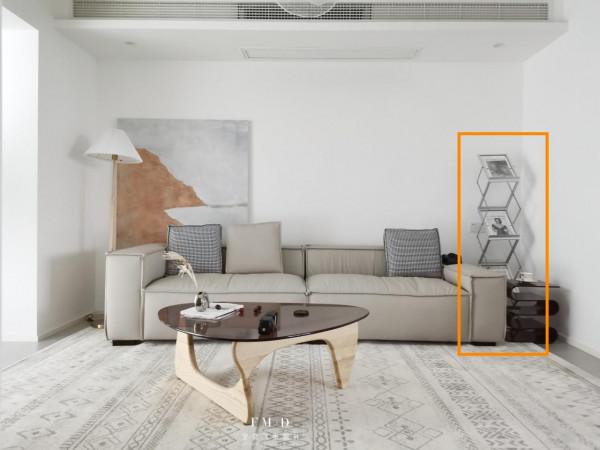 為了達到目的，把該拆的牆都拆了，搖身一變大橫廳，功能只增不減