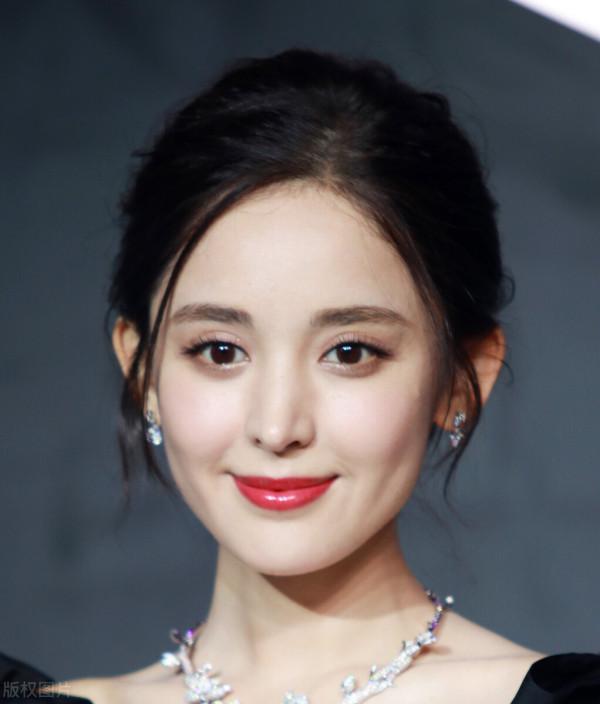 古力娜扎是你心目中的女神嗎？