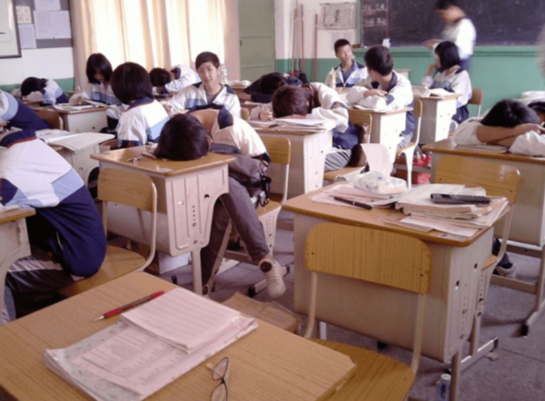 家長管不了，老師不敢管，鄉鎮初中學校成了問題學生的“集中營”