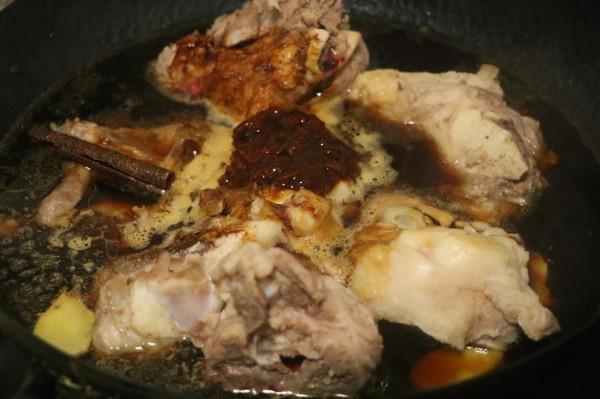 家庭版本的滷棒骨,每次滷一大鍋瞬間被搶光,解饞更過癮!香 家庭版本的滷棒骨,每次滷一大鍋瞬間被搶光,解饞更過癮!香