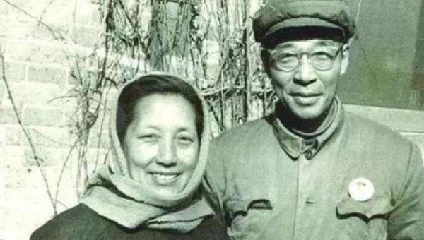 本可以追逐諾貝爾獎，卻為研究我國首顆原子彈，她選擇了隱姓埋名