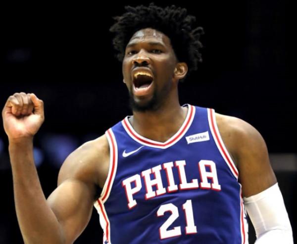 看NBA90年代中鋒肌肉，和當今中鋒對比，約基奇滿身五花肉不敢想