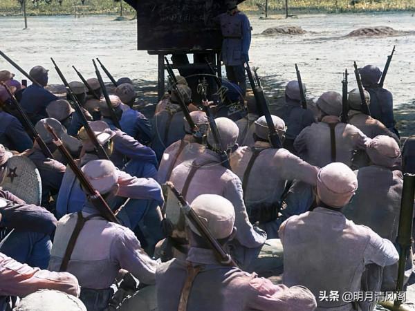 告別抗日神劇，15張八路軍上色老照片，還原根據地戰士的真實面貌