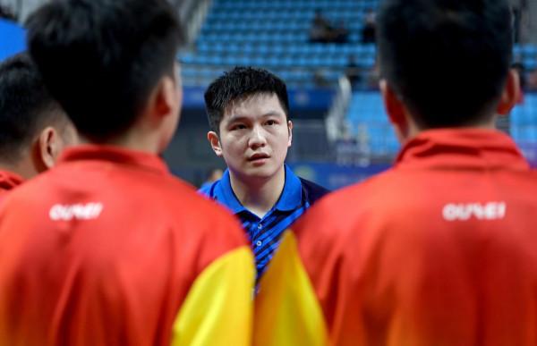 乒乓球——男團第一階段:廣東隊勝天津隊 乒乓球——男團第一階段:廣東隊勝天津隊