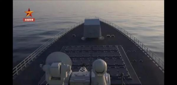 中美兩軍這兩個事，放在一起看資訊量很大