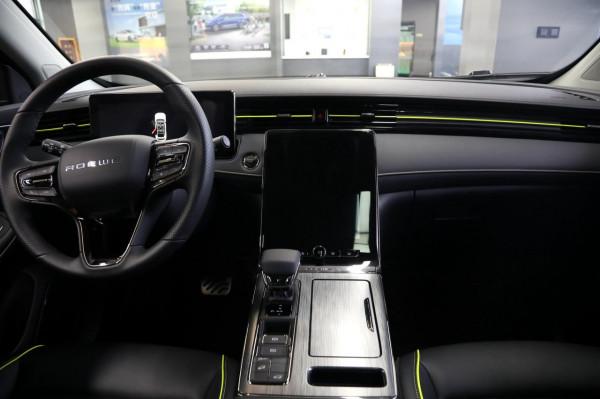 配置厚道/空間出色 榮威RX5 PLUS到店實拍 外形也夠個性 配置厚道/空間出色 榮威RX5 PLUS到店實拍 外形也夠個性