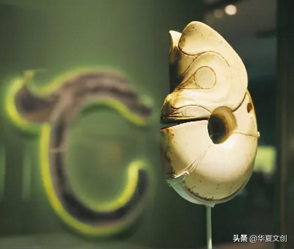 這些上古玉器 讓我們觸控到跨越時空的美