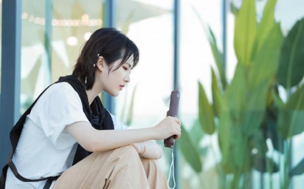 究竟是誰在捧？這幾位明星，資源好得令人羨慕，可惜就是捧不紅