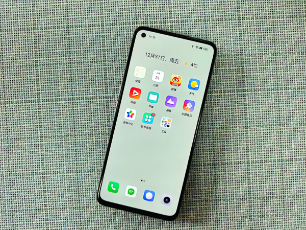 閉眼買就行！這7款手機不僅效能強悍，價格還很良心