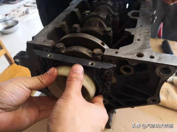 大眾高爾夫1.4T差點開報廢，燒機油、燒防凍液、缺缸大修一次解決