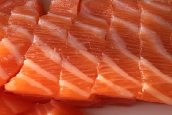 長期吃魚的人，腦卒中風險更低？提醒：怎麼吃是關鍵