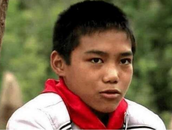 變形計主角今昔對比：真香男孩當上老闆，高佔喜考上211成國防生