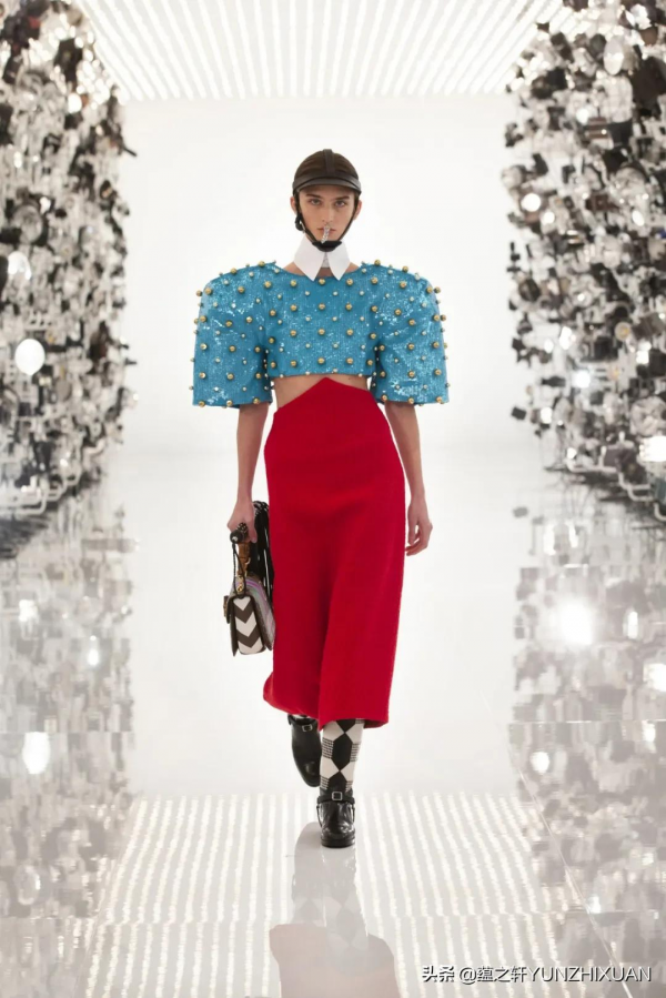 秋冬穿藍色也太好看了吧