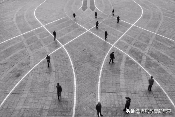 理性的思維，就是不斷思考對立面