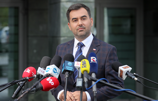 兩國曾有“世代深仇”,波蘭總統在俄羅斯墜機,是意外還是陰謀? 兩國曾有“世代深仇”,波蘭總統在俄羅斯墜機,是意外還是陰謀?