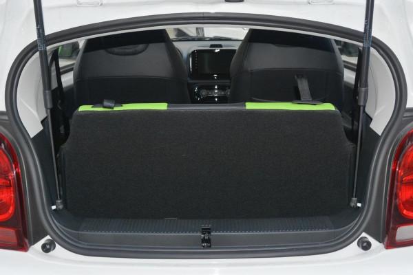 代步車新選擇，售價4&period;8999萬能跑302km，解析科萊威CLEVER