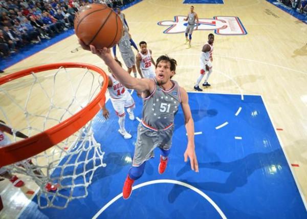 單場20籃板，勇士悶聲發大財？內線高塔為庫裡奪冠保駕護航