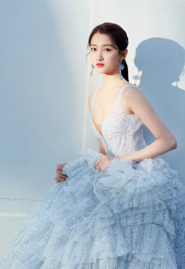 回顧2019金雞獎高光瞬間,今年搶佔人群C位的到底是誰? 回顧2019金雞獎高光瞬間,今年搶佔人群C位的到底是誰?