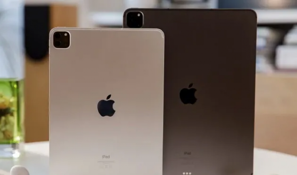 新機：小米MIX5曝光；iPhone SE或有大屏版；K50將搭載超寬頻馬達