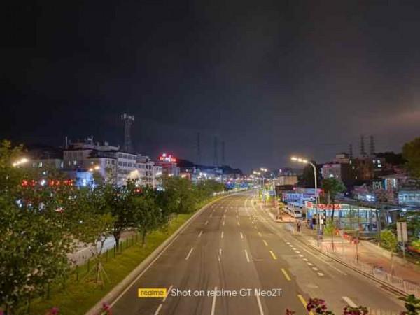 真我GT Neo2T評測：一手掌控的科技潮牌單品