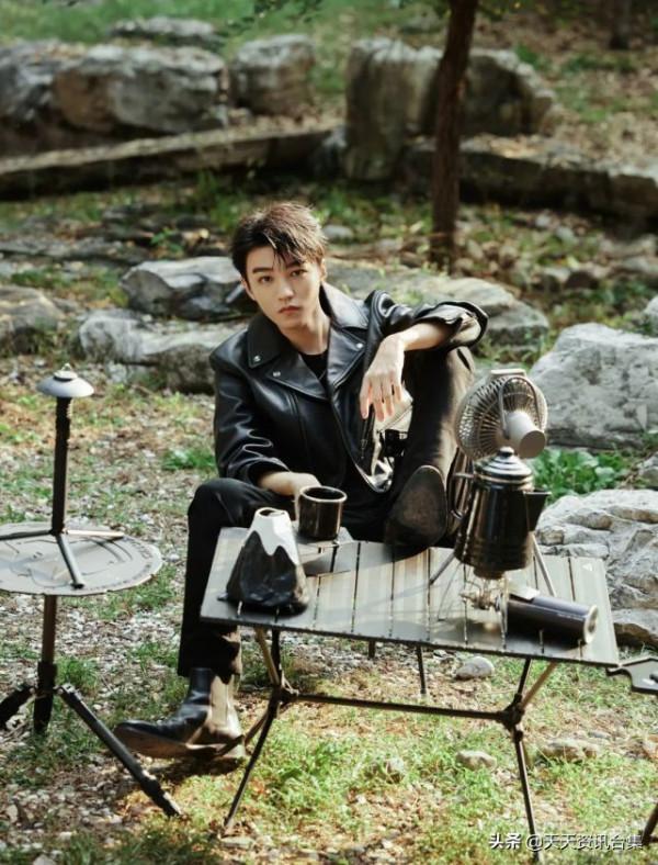 易烊千璽、王源卡點為好兄弟王俊凱22歲生日送祝福,網友表示羨慕 易烊千璽、王源卡點為好兄弟王俊凱22歲生日送祝福,網友表示羨慕