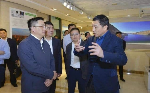 新疆首富孫廣信,白手起家打造千億帝國,卻將資產無償獻給國家 新疆首富孫廣信,白手起家打造千億帝國,卻將資產無償獻給國家