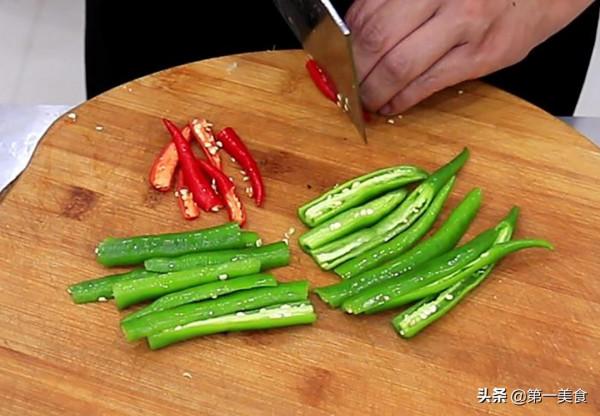 香麻雞怎麼做才好吃，原來調製料汁是關鍵，廚師長分享秘製配方