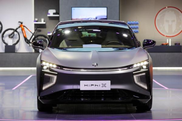 觀察丨8月銷量超BBA，直追保時捷Taycan，這國產豪華品牌要超車？