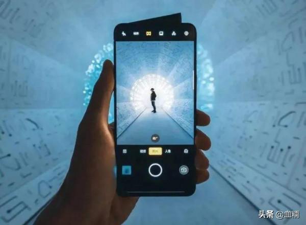 Reno十倍變焦，一個被系列定位毀掉的好手機