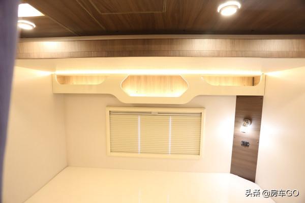 國六3.0T+8AT！C本可開超大空間房車，實拍亞特尊領ST