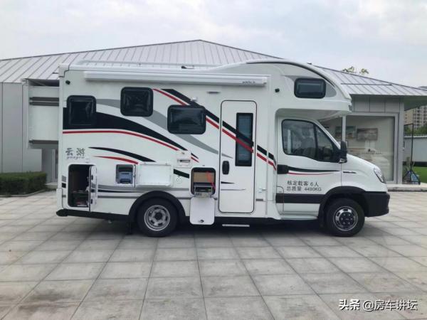 大廠出品做工優質,雙拓展車型極具價效比官方指定價格42.99w 大廠出品做工優質,雙拓展車型極具價效比官方指定價格42.99w