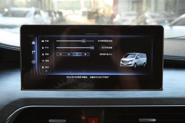 想買10萬以內側滑門MPV，可以看看瑞風M3，空間大、底盤高、省油