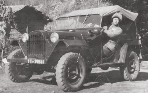 老農開破車去找戰友：我是開國少將，門衛不信，以為是撿廢品的