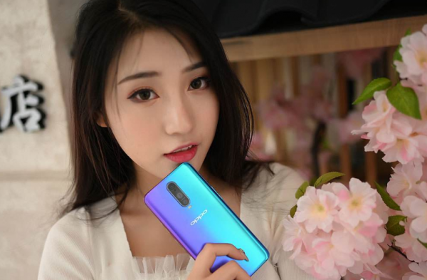 盤點2021年最亮眼的3款手機，用上後回頭率極高，過年回家倍有面