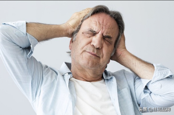 冬季最寒冷時刻,老年人需要注意的冬季“10暖” 冬季最寒冷時刻,老年人需要注意的冬季“10暖”