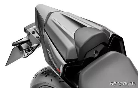 本田新款CB500F運動街車介紹... 本田新款CB500F運動街車介紹...