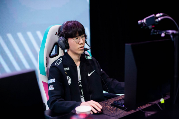 Rookie再度開啟“兄弟LOL”，但不是和TS？沒想到是和蘇小落一起