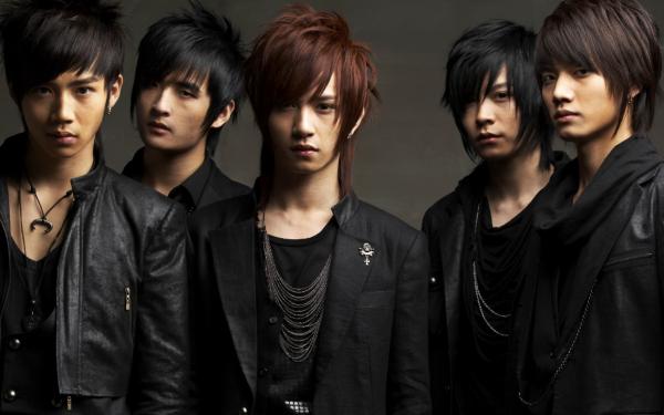 曾紅遍大街小巷，卻突然消失的6個組合：至上勵合與小虎隊上榜