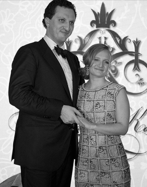 普京軟肋被藏數年，如今功名成就身價數億，卻遭丈夫背叛