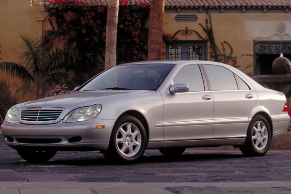 過百年曆史的豪車，賓士S級圖鑑