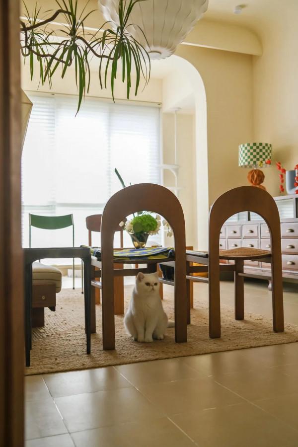 她在30歲前實現了家的夢想：落地窗大浴缸，春看櫻花秋賞楓葉