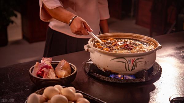 廣東名菜豬腳姜這樣做，豬腳軟糯Q彈，姜不辣口