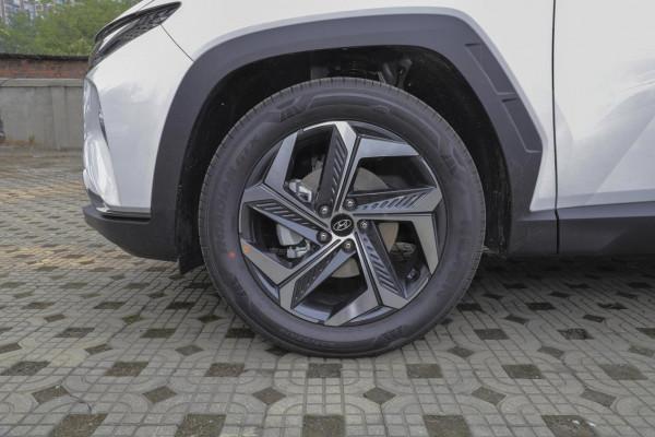 合資SUV攪局者，1.5T比本田強，軸距比奇駿長，帶你看第五代途勝L