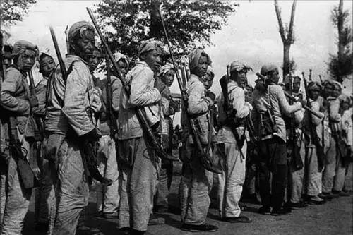 反清鄉鬥爭,武工隊神出鬼沒,常在敵軍據點內斬首,敵軍膽戰心驚 反清鄉鬥爭,武工隊神出鬼沒,常在敵軍據點內斬首,敵軍膽戰心驚