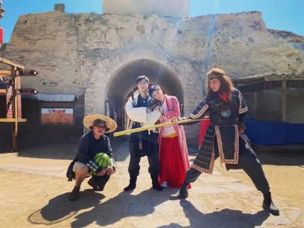 開園首日 || 讓我們赴一場影城之約！