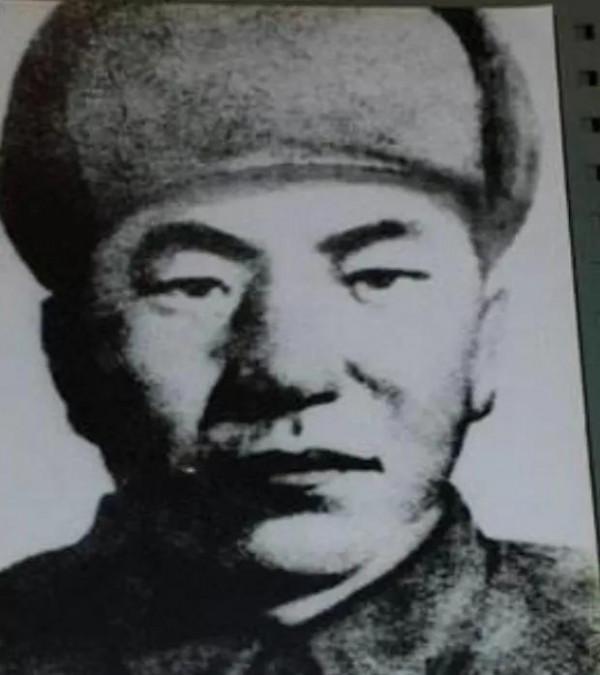 上甘嶺戰役中,他們以驚天動地的英勇事蹟,譜寫了一曲英雄壯歌 上甘嶺戰役中,他們以驚天動地的英勇事蹟,譜寫了一曲英雄壯歌