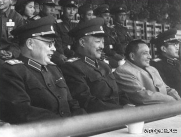 鄧小平與陳毅感情深，得知陳毅病逝後，鄧小平：你女兒就是我女兒