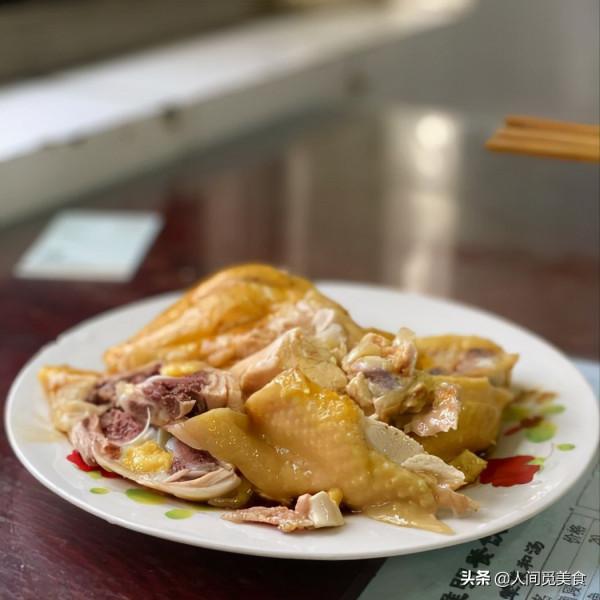 江蘇古鎮上的蒼蠅館子,白砍雞堪稱一絕,來晚搶不到只能有啥吃啥 江蘇古鎮上的蒼蠅館子,白砍雞堪稱一絕,來晚搶不到只能有啥吃啥