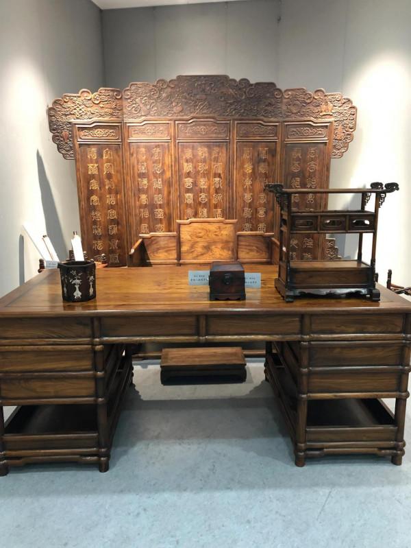 打理700多件！明清黃花梨傢俱藏品